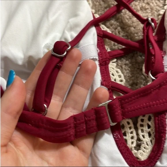 Cupshe Lace Trim Criss Cross Plunge Cutout One Piece Backless Bathing suit - Picture 5 of 7